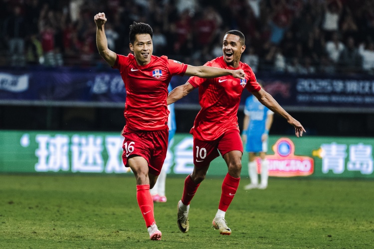 状态很火热！杨超声新赛季3场3球，与4名外援并列射手榜头名