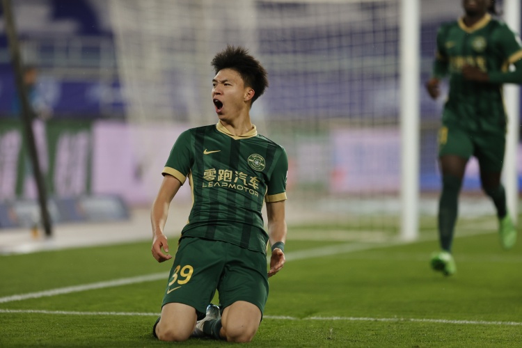 媒体人：王钰栋技术特点适合在德国，单纯为全运会放弃留洋很可惜
